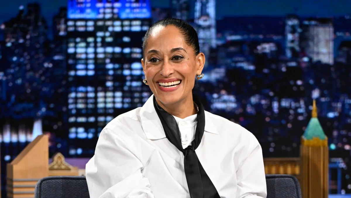 Even Tracee Ellis Ross Wears These Podiatrist-Approved Sneakers