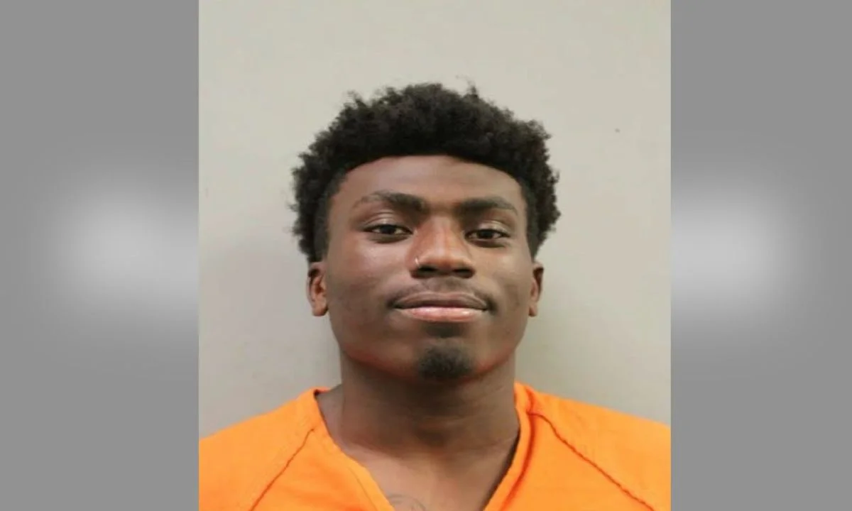 Suspect Identified After 2 Men Were Injured During Shooting at Texas Kroger