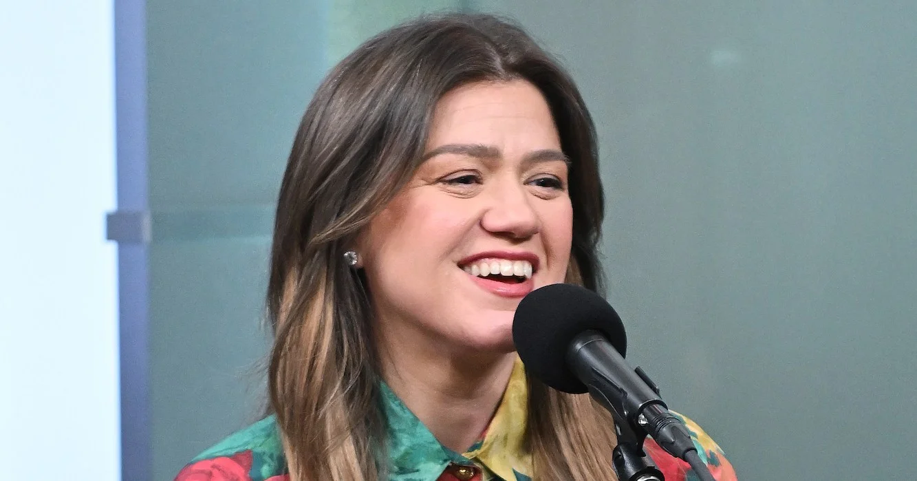 Kelly Clarkson Jokes About Getting Fired by NBC: 'Don't Work There Anymore'