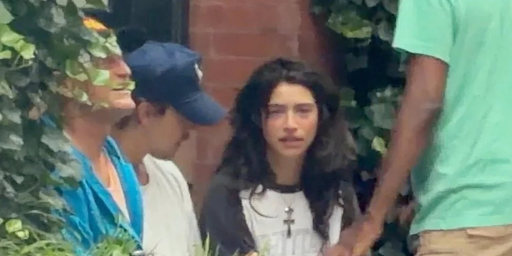 Austin Butler & Odessa A’zion Hang Out with Woody Harrelson & Chris Rock in NYC