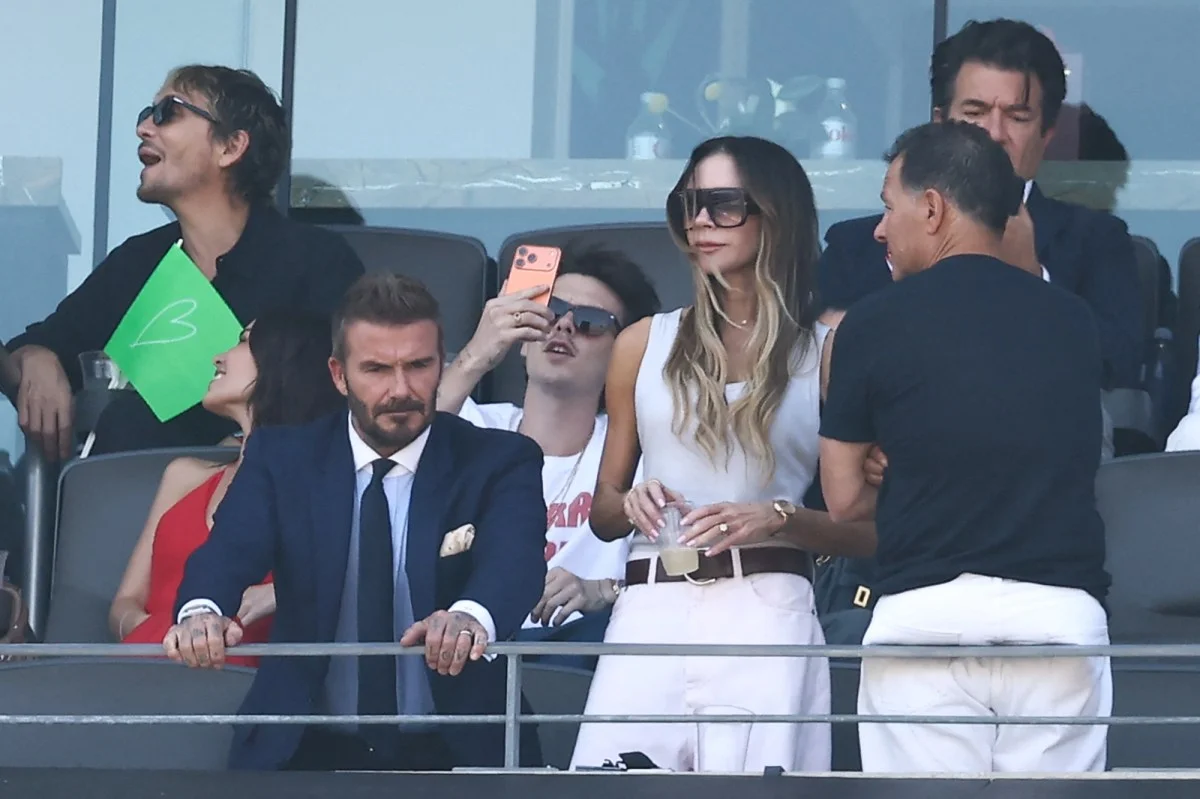 No One Does Game Day Style Like Victoria Beckham — Including at World Cup